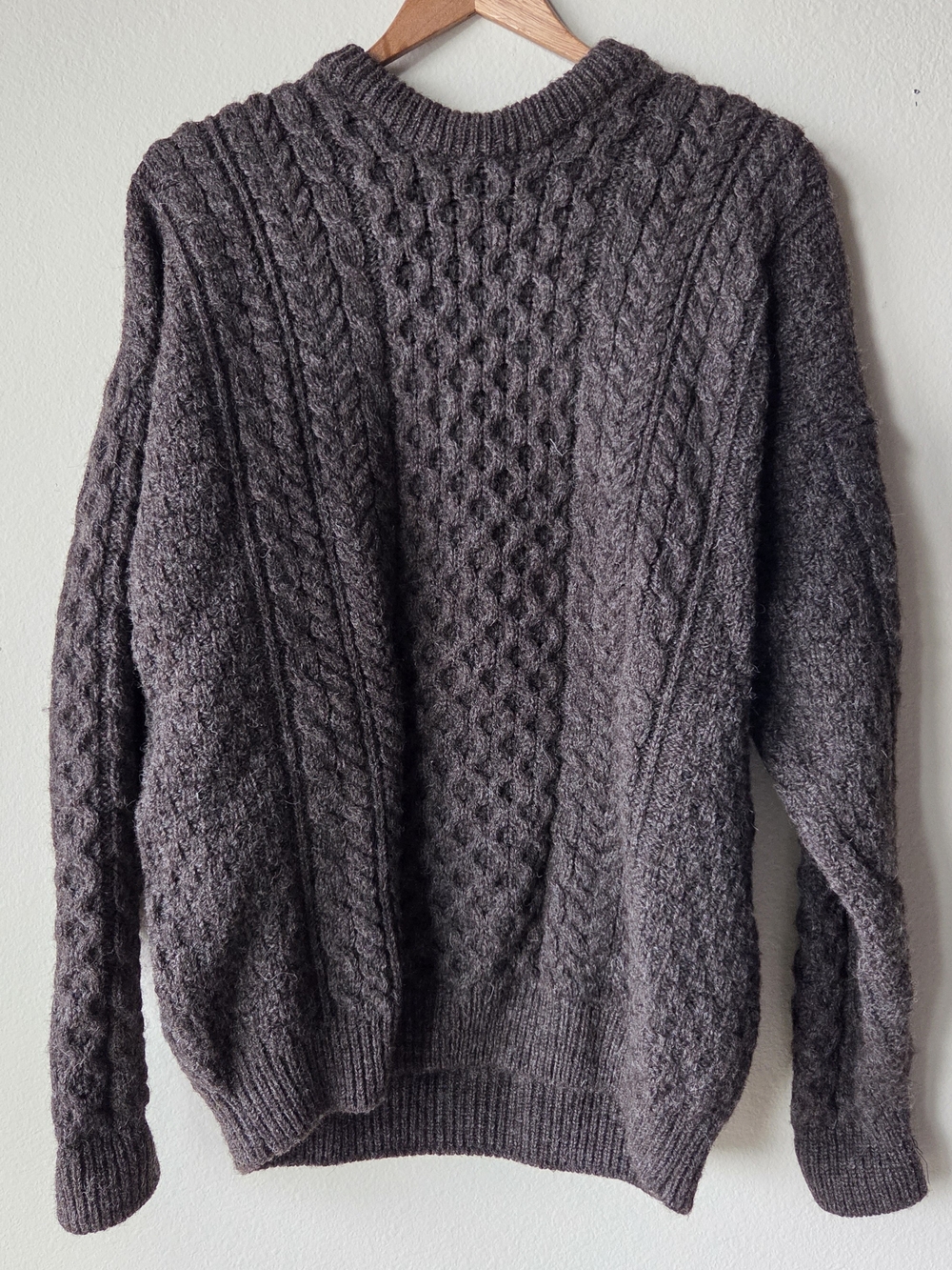 Orvis Men's Brown Cable Knit Crewneck Wool Sweater - Size Large